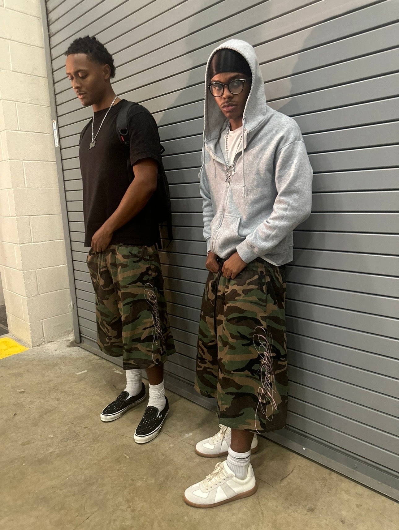 Ethereal Script 3/4 Camo Shorts