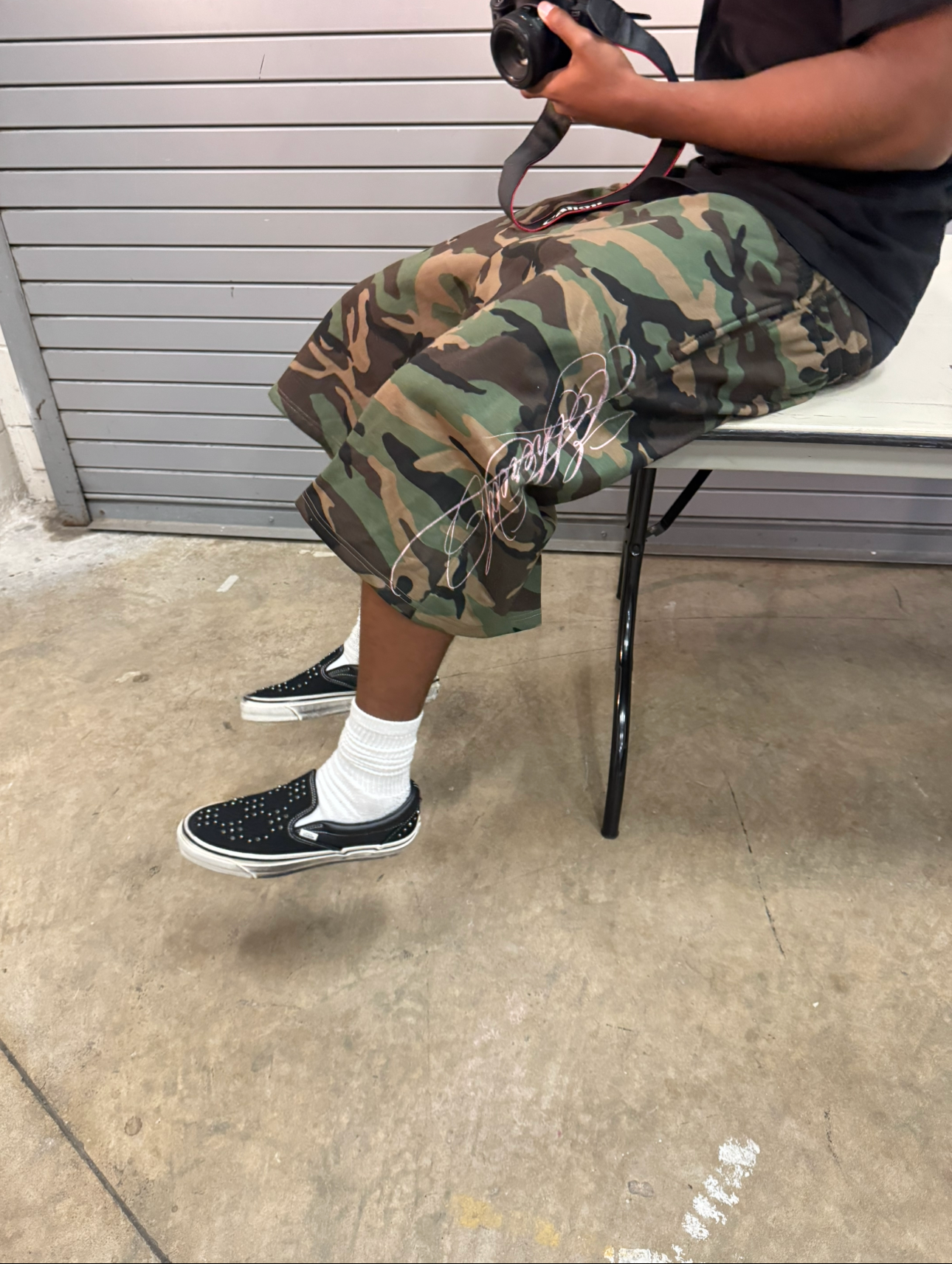 Ethereal Script 3/4 Camo Shorts